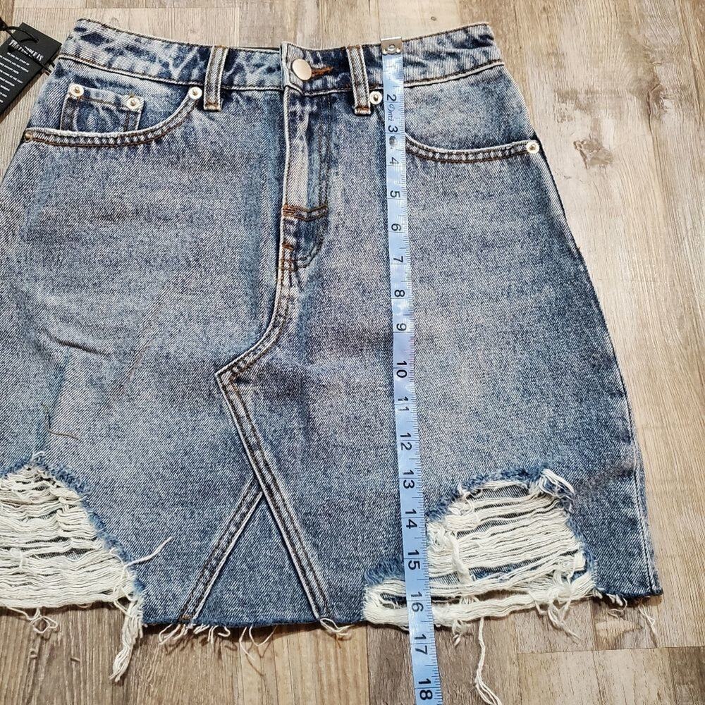 The people vs small nick distressed denim skirt with raw hem - Picture 7 of 10